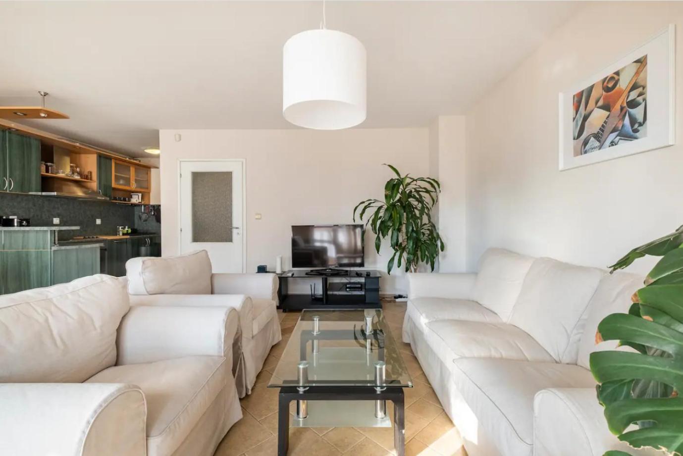 2bdr Duplex With Parking Appartamento *